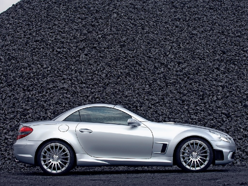 Illustration for article titled Remember when Mercedes made an SLK55 Black Series?